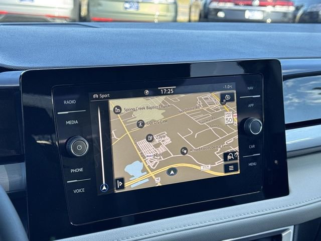 New 2026 Volkswagen Taos SEL image 20