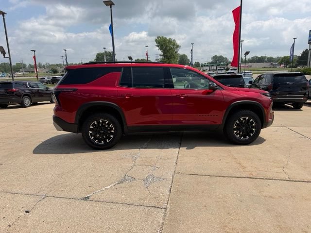 Used 2025 Chevrolet Traverse Z71 w/ Driver Confidence Package AWD/4WD image 7