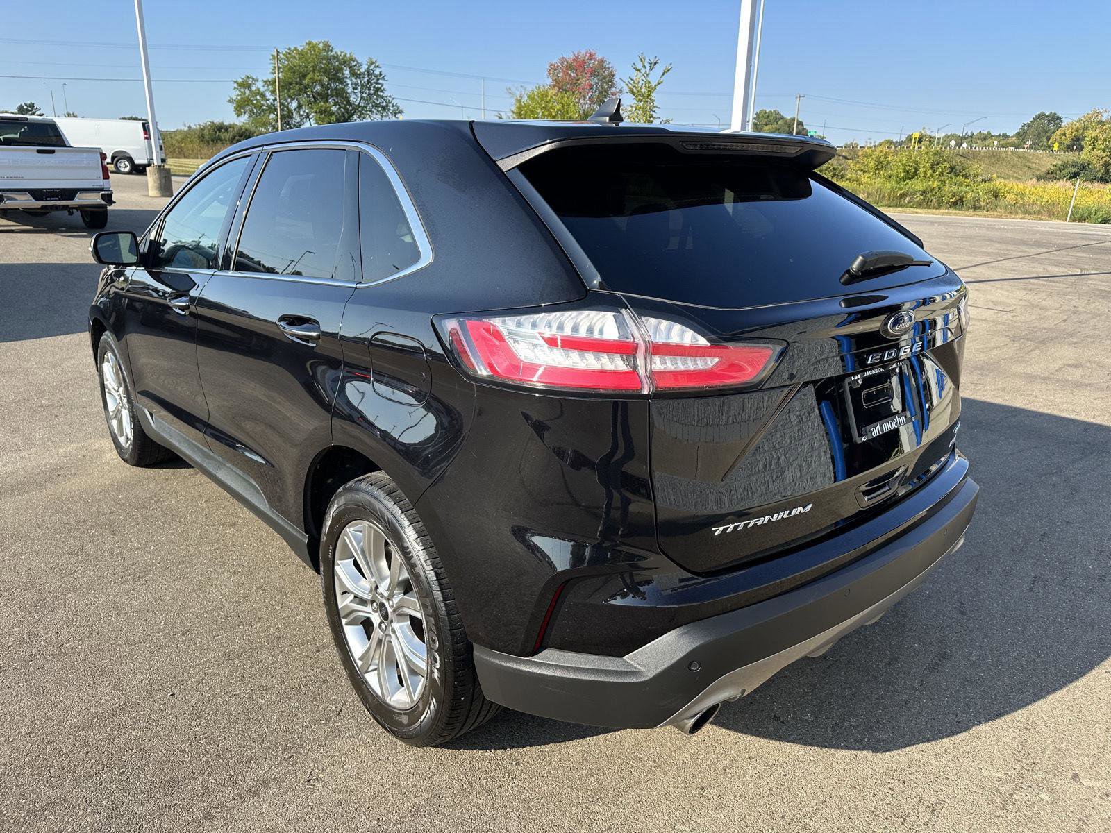 Used 2024 Ford Edge Titanium image 4