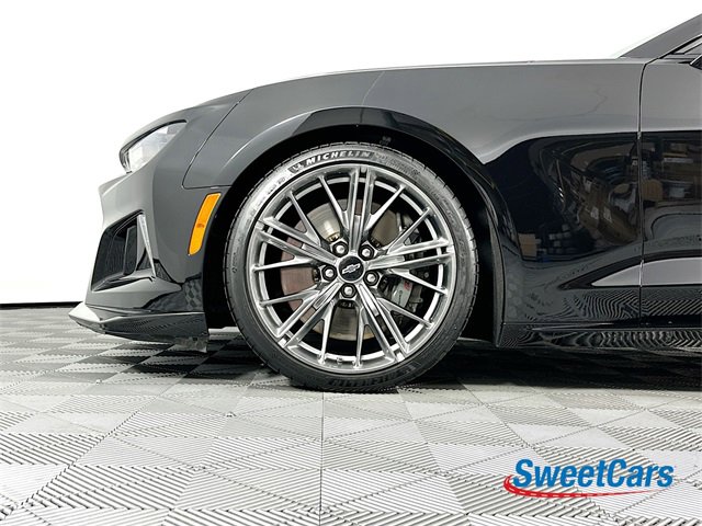Used 2022 Chevrolet Camaro ZL1 image 40