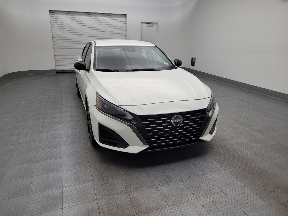 Used 2023 Nissan Altima 2.5 SR image 14