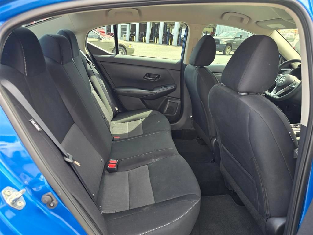 Used 2024 Nissan Sentra SV FWD image 13