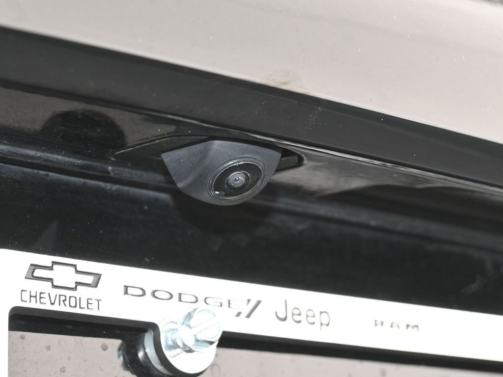 Used 2023 Honda HR-V EX-L image 40