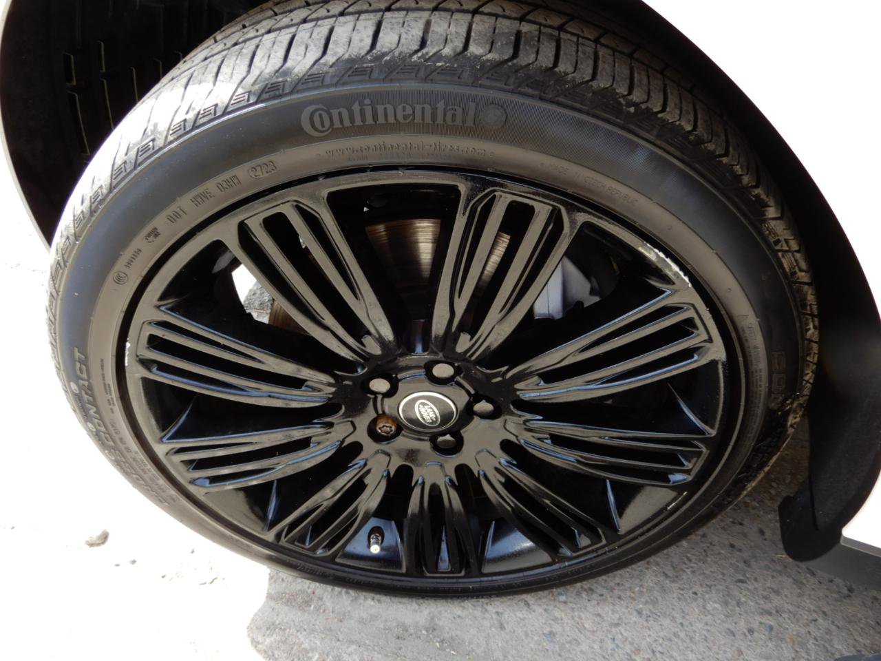 Used 2018 Land Rover Range Rover HSE AWD/4WD image 32