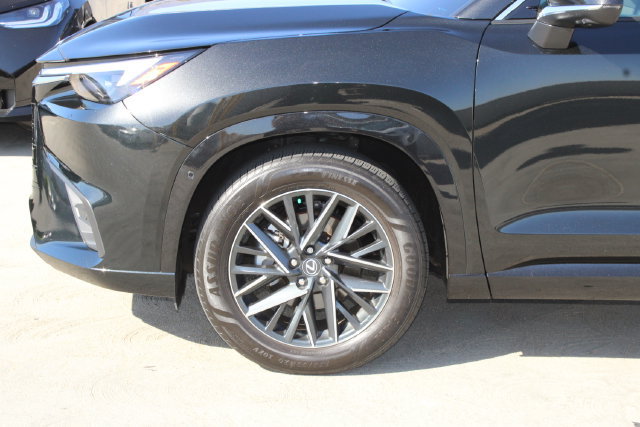 Certified 2024 Lexus TX 350 AWD w/ Captains Chair Package image 4
