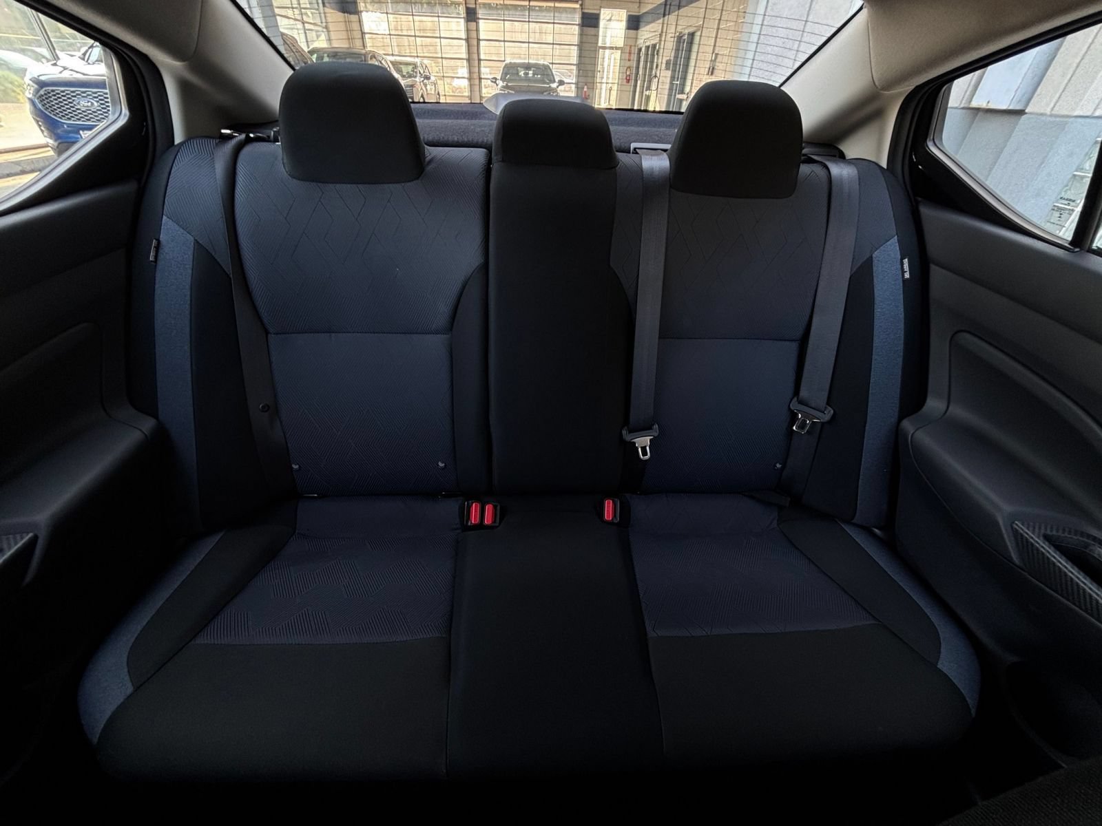 Used 2025 Nissan Versa SV FWD image 37