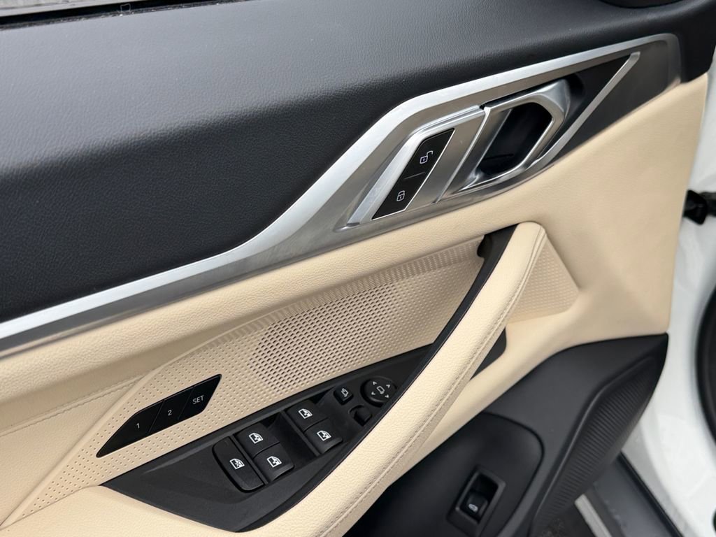 Used 2023 BMW i4 eDrive35 w/ Premium Package image 14