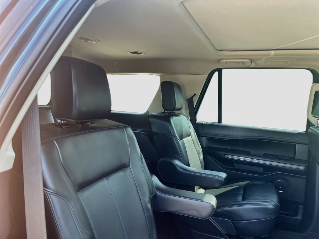 Used 2022 Ford Expedition XLT RWD image 29