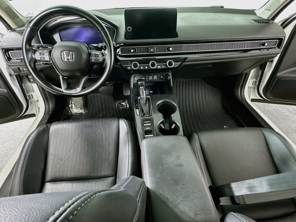 Used 2022 Honda Civic Touring image 16
