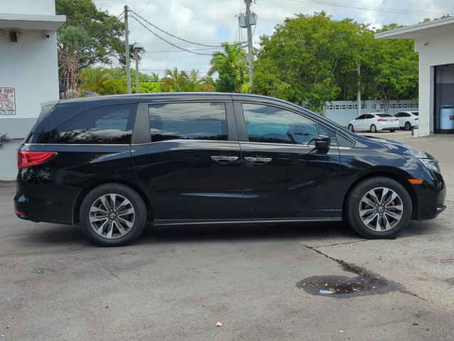 Used 2023 Honda Odyssey EX-L image 4