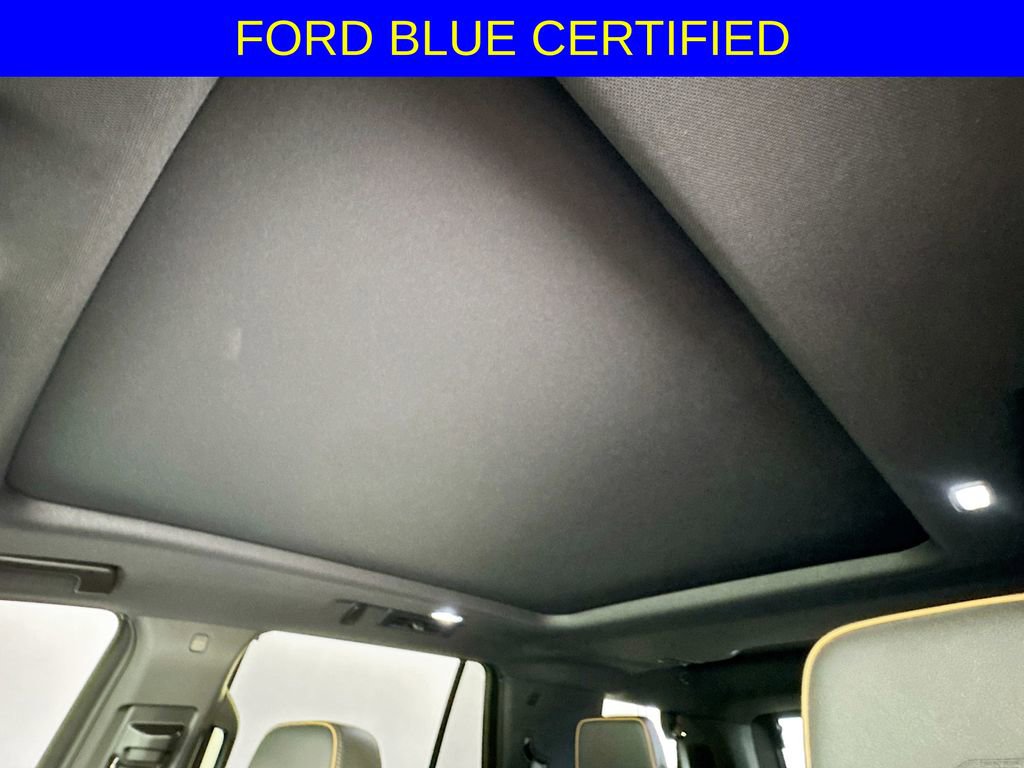 Used 2024 GMC Yukon AT4 w/ Technology Package image 23