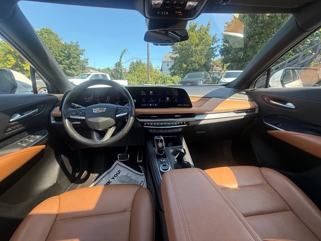 Used 2024 Cadillac XT4 Sport AWD/4WD image 24