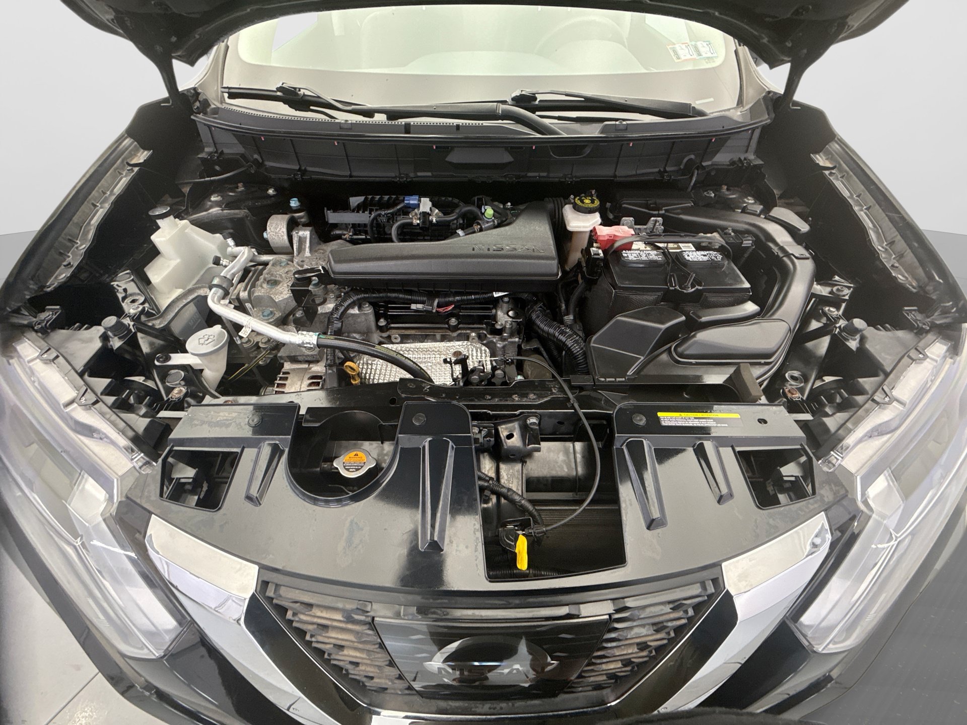 Used 2017 Nissan Rogue S AWD/4WD image 23