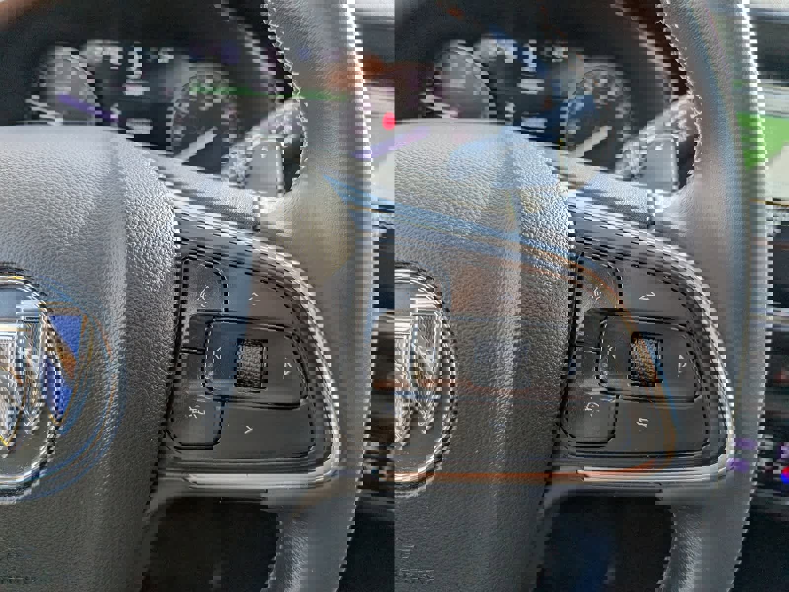 Certified 2022 Buick Envision Avenir w/ Technology Package II image 25