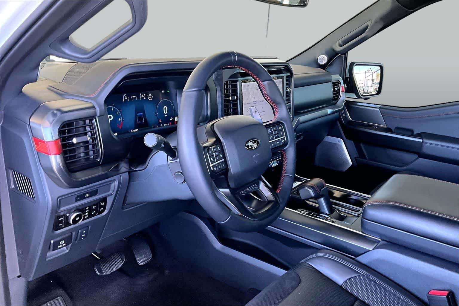 Used 2025 Ford F150 Raptor AWD/4WD image 15