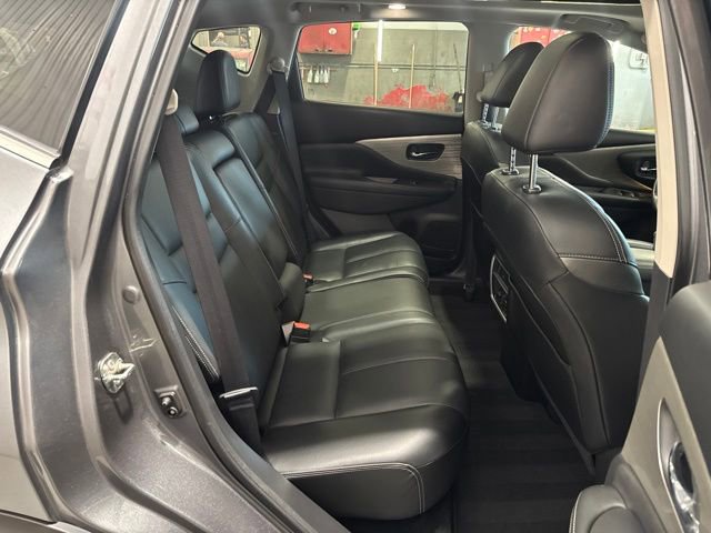 Used 2018 Nissan Murano SL w/ Moonroof Package AWD/4WD image 17