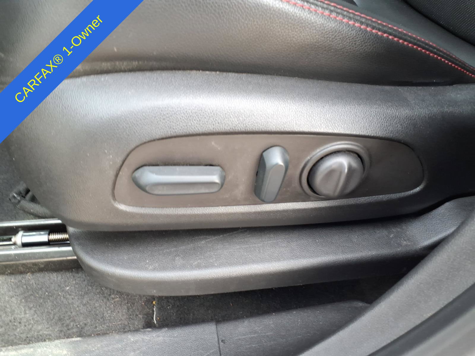 Used 2022 Chevrolet Equinox RS w/ RS Leather Package AWD/4WD image 24