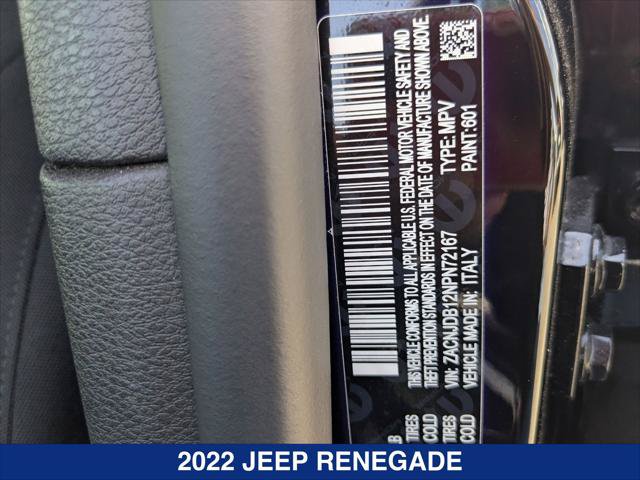 Used 2022 Jeep Renegade Latitude AWD/4WD image 24