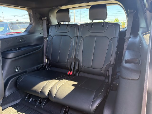 Used 2025 Jeep Grand Cherokee L Limited w/ Black Appearance Package AWD/4WD image 39