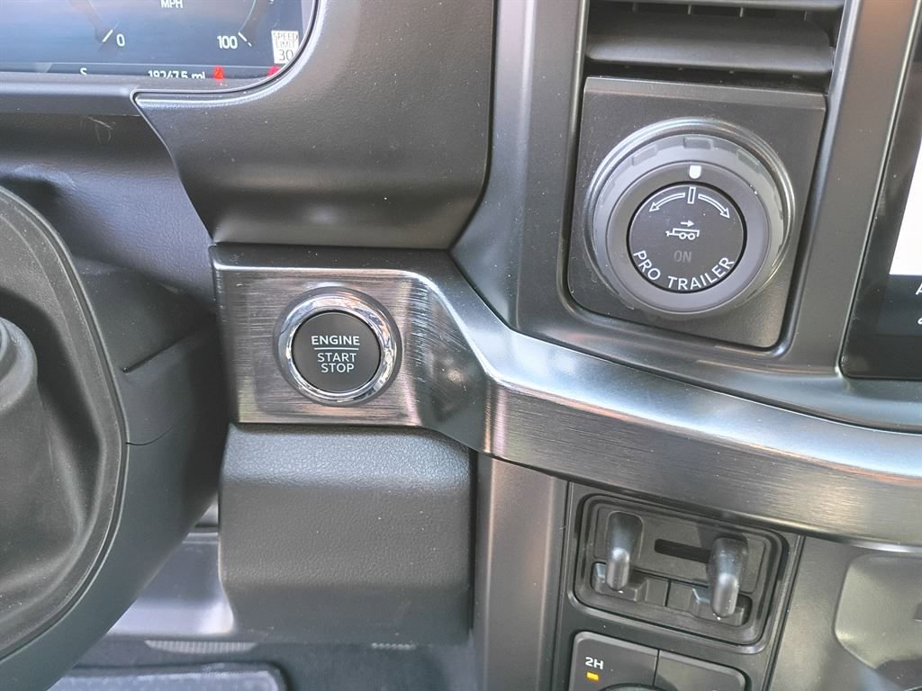 Used 2024 Ford F250 Lariat w/ Lariat Ultimate Package AWD/4WD image 14