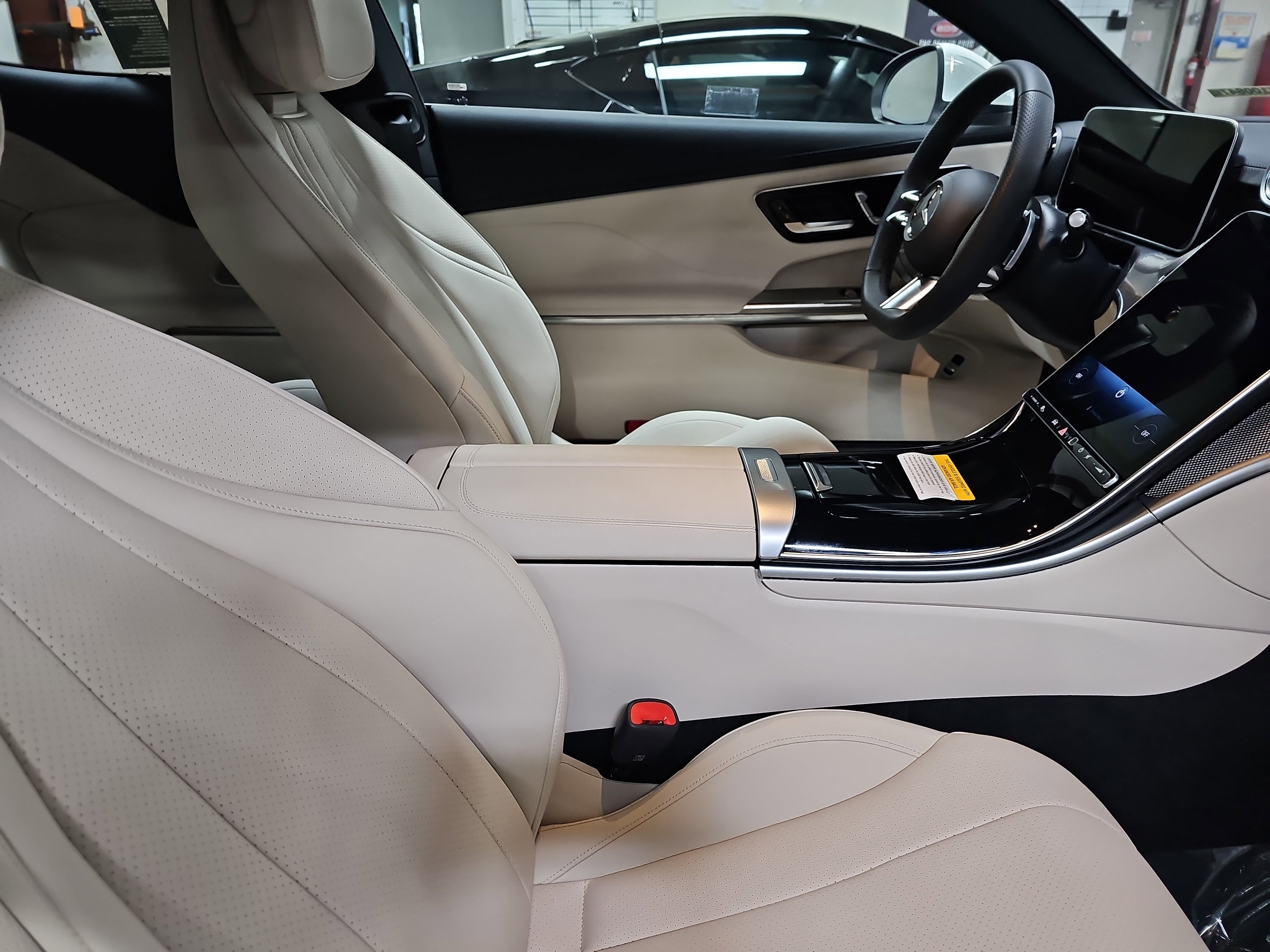 Certified 2026 Mercedes-Benz CLE 300 4MATIC Coupe image 11