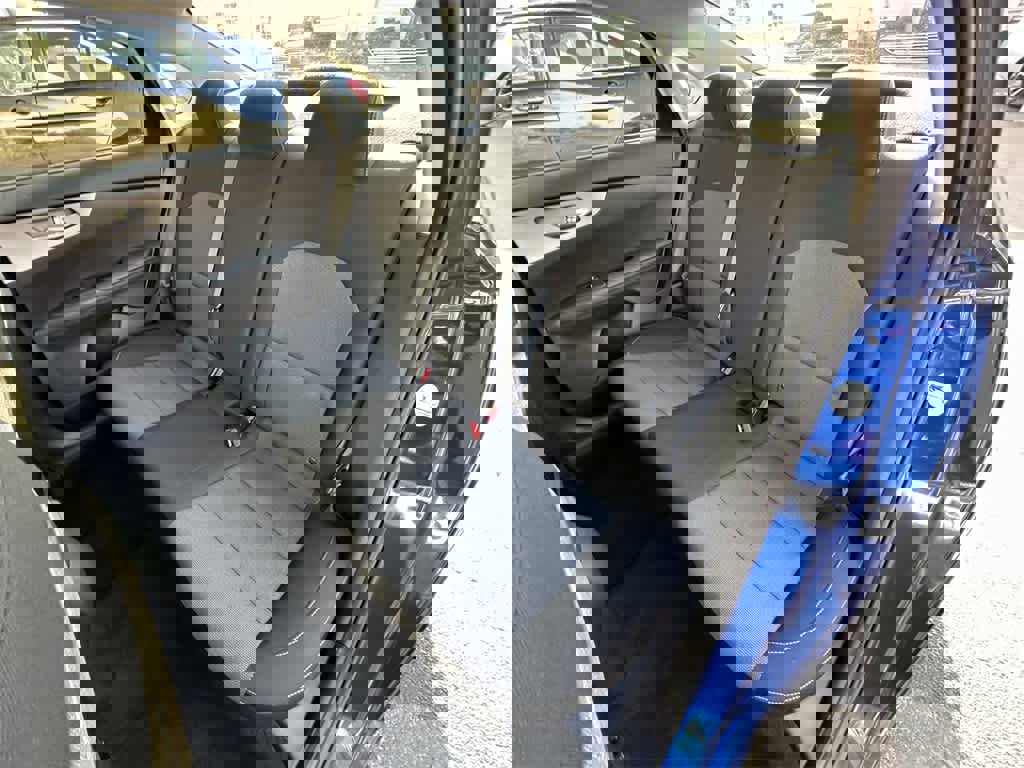 Used 2023 Kia Forte LXS image 13