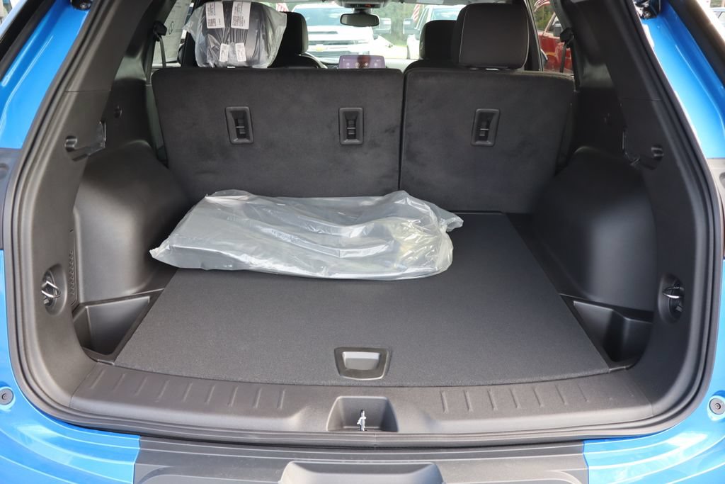 New 2026 Chevrolet Blazer LT w/ Convenience Package FWD image 25