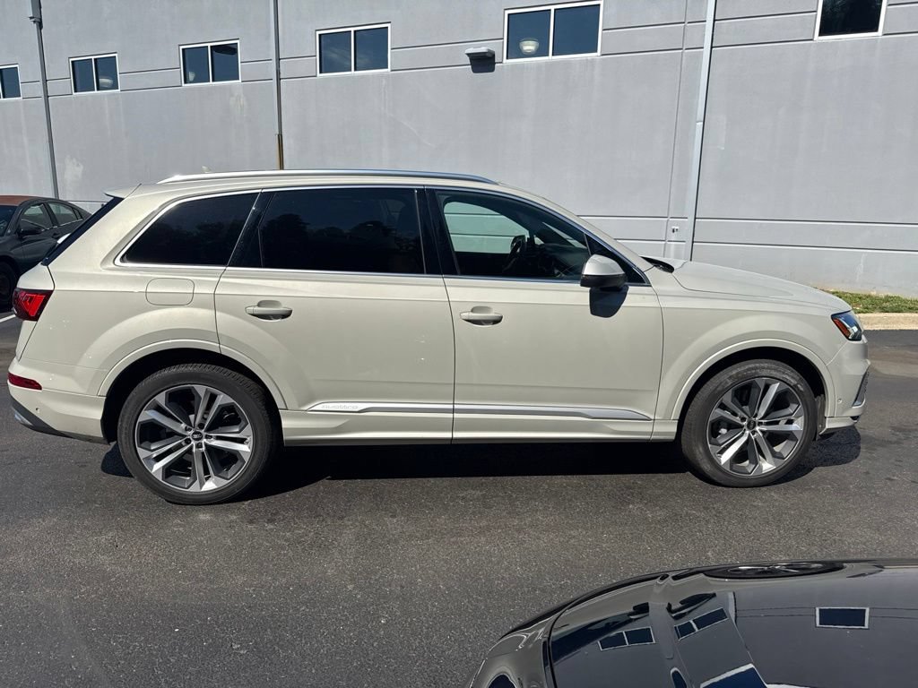 Used 2023 Audi Q7 3.0T Premium Plus AWD/4WD image 4