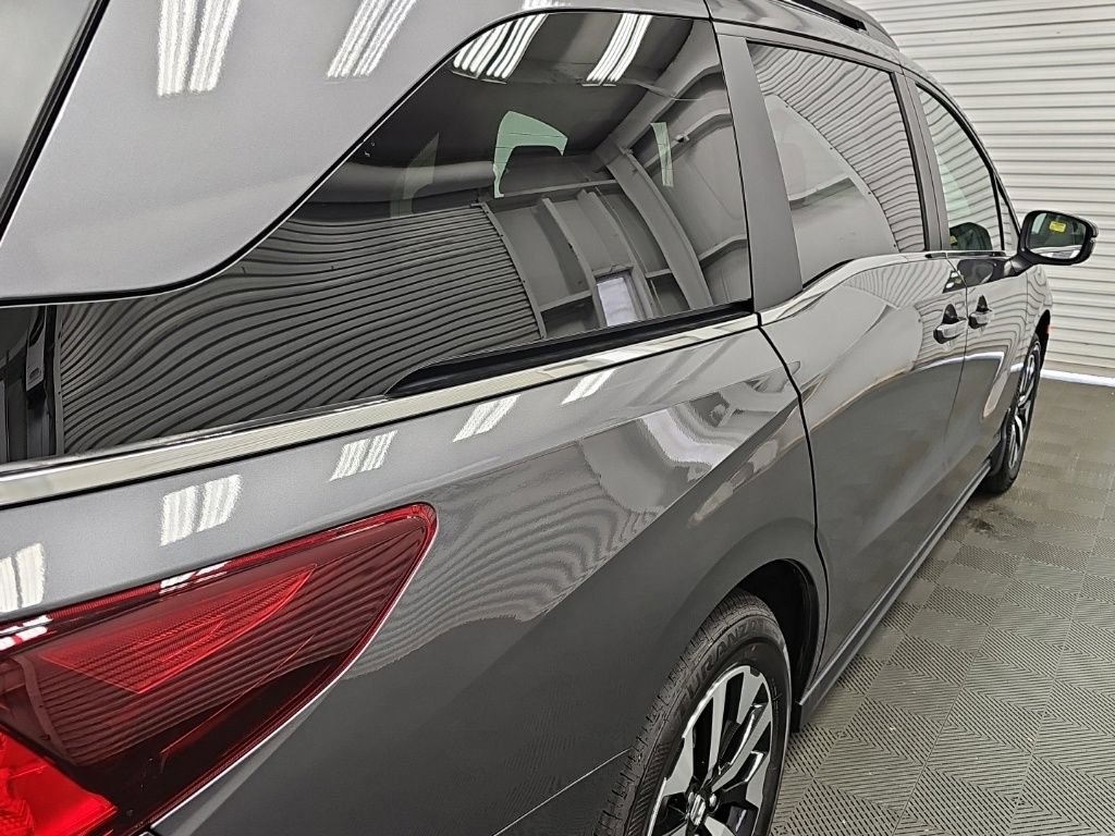 New 2026 Honda Odyssey EX-L image 9