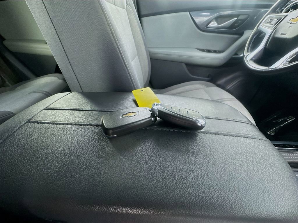 Used 2020 Chevrolet Blazer LT image 40