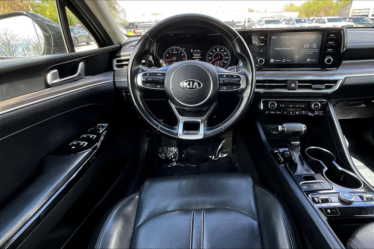 Used 2021 Kia K5 EX image 6