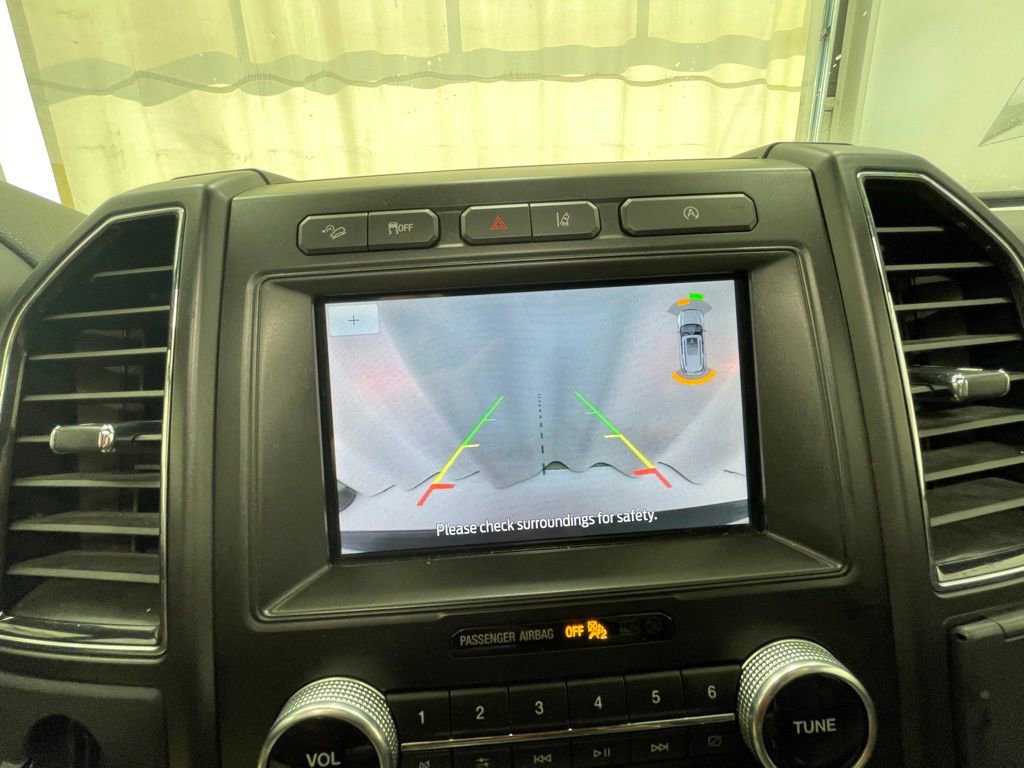 Used 2021 Ford Expedition Max Limited image 26