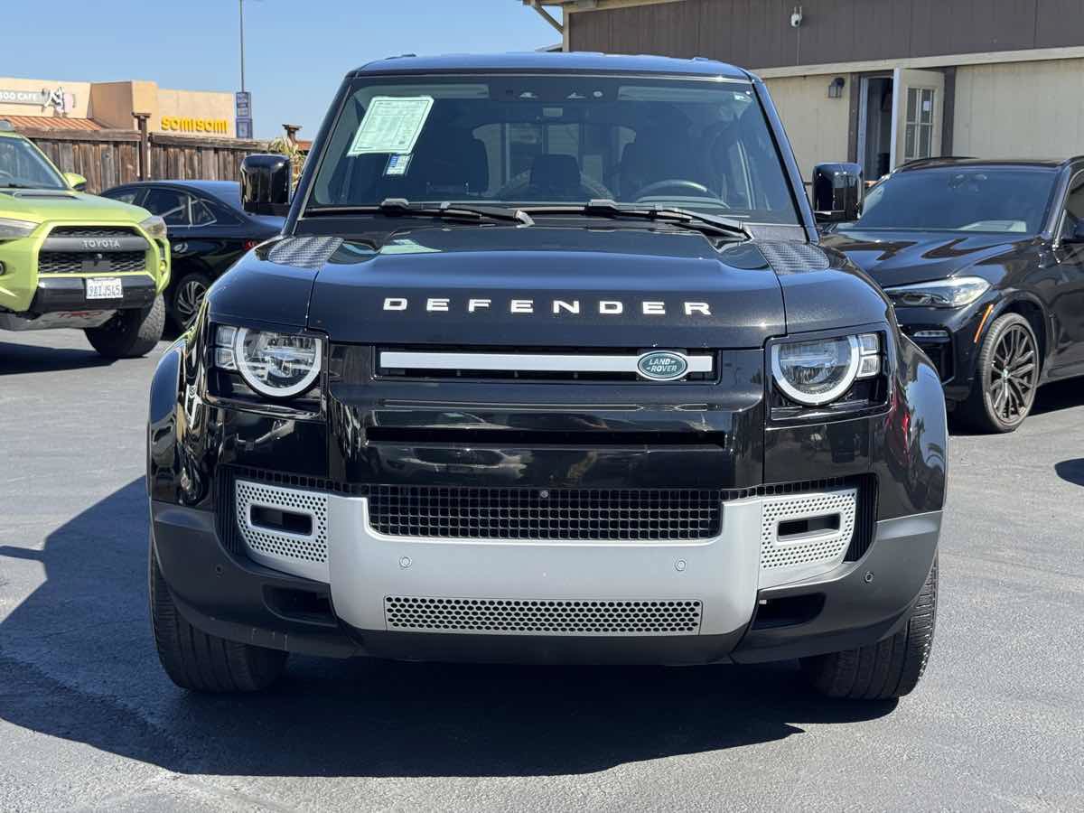 Used 2023 Land Rover Defender 110 AWD/4WD image 5