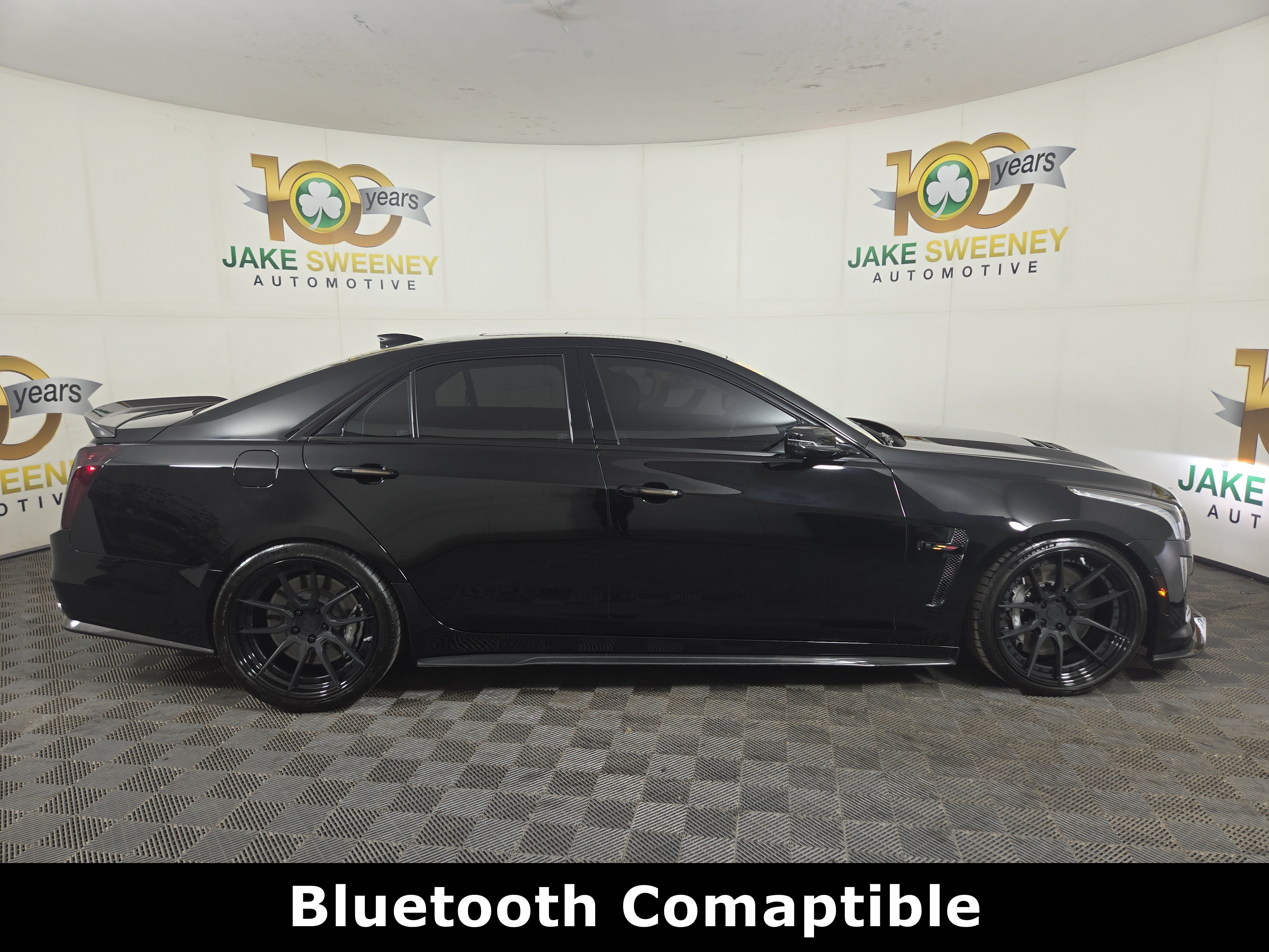 Used 2019 Cadillac CTS V w/ Carbon Fiber Package RWD image 10
