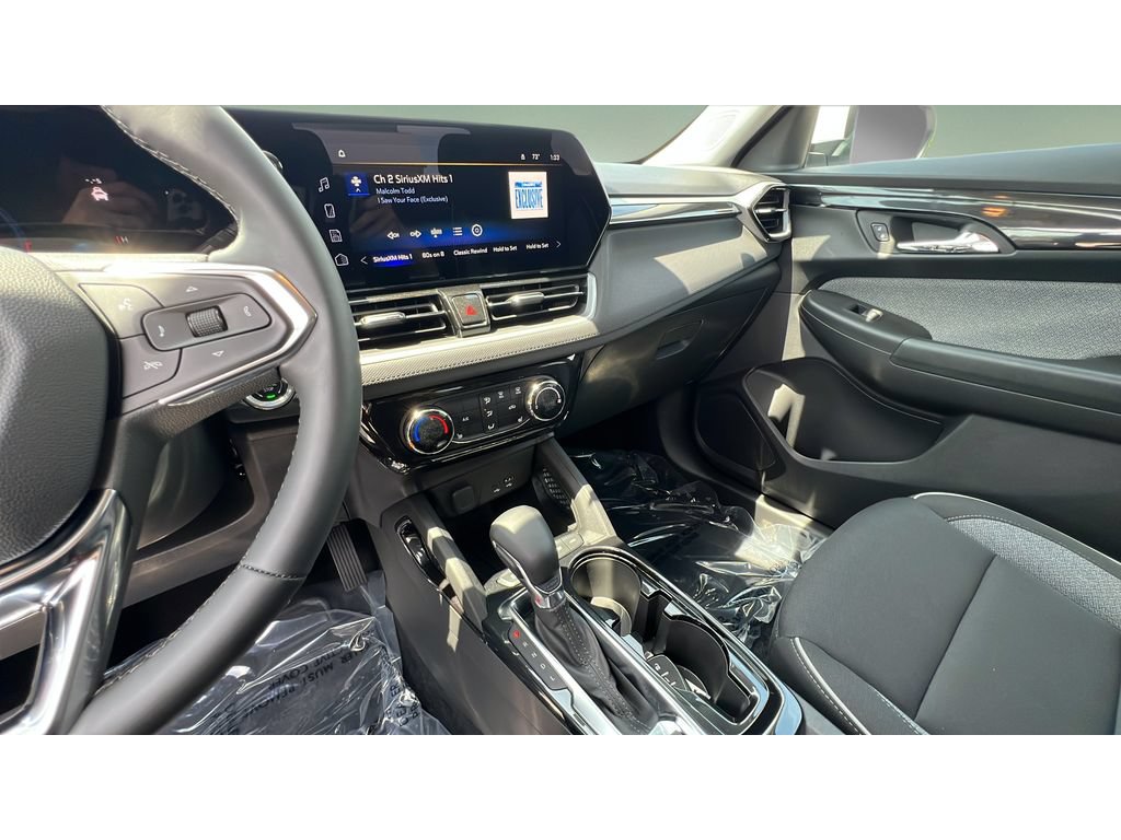 Certified 2026 Chevrolet TrailBlazer LT w/ LT Cold Weather Package AWD/4WD image 20