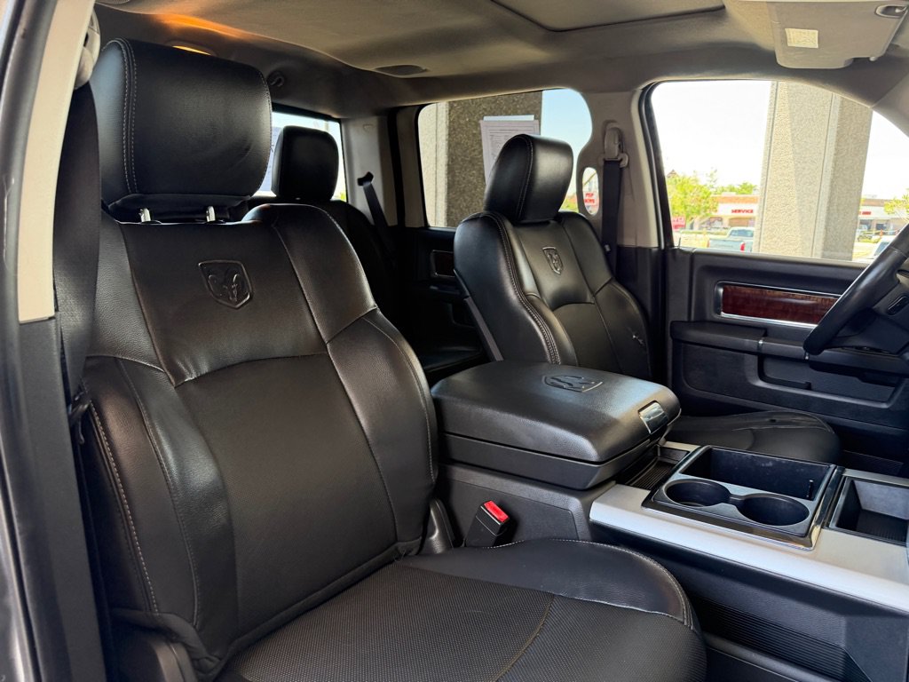 Used 2012 RAM 3500 Laramie RWD image 31