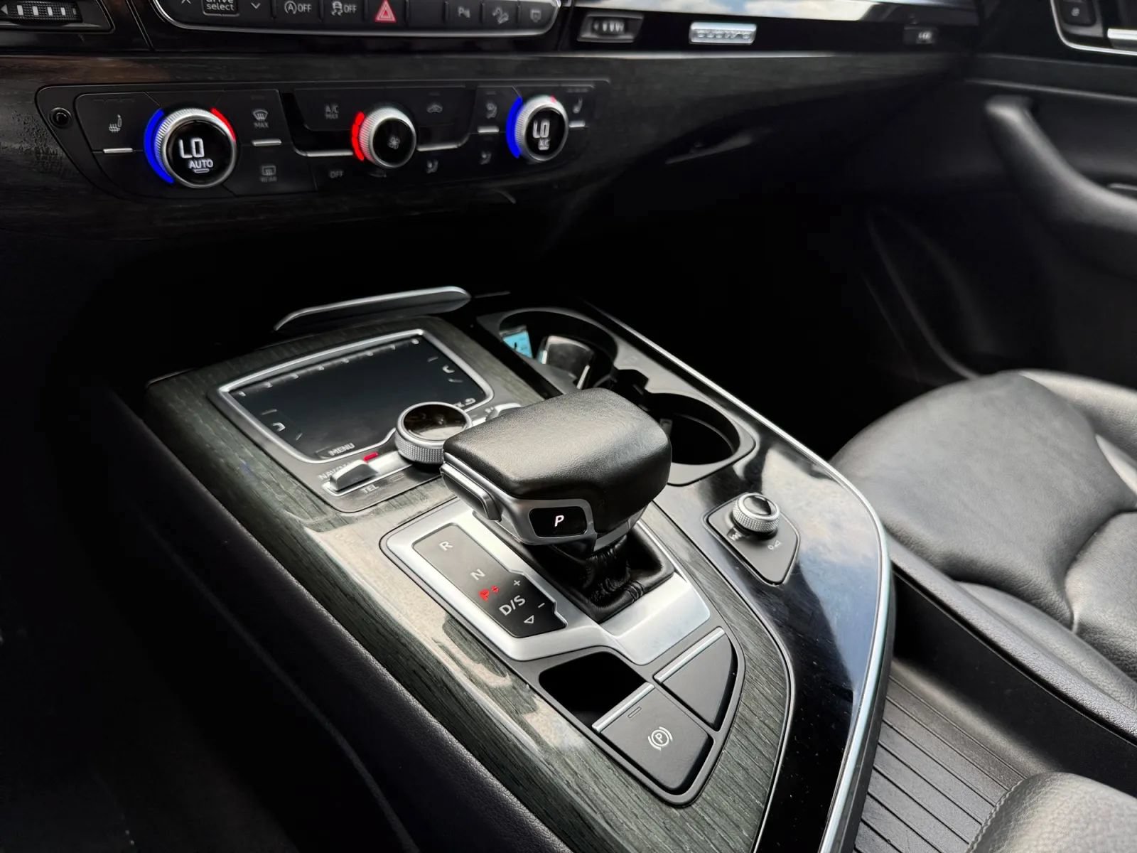 Used 2019 Audi Q7 3.0T Premium w/ Convenience Package AWD/4WD image 37