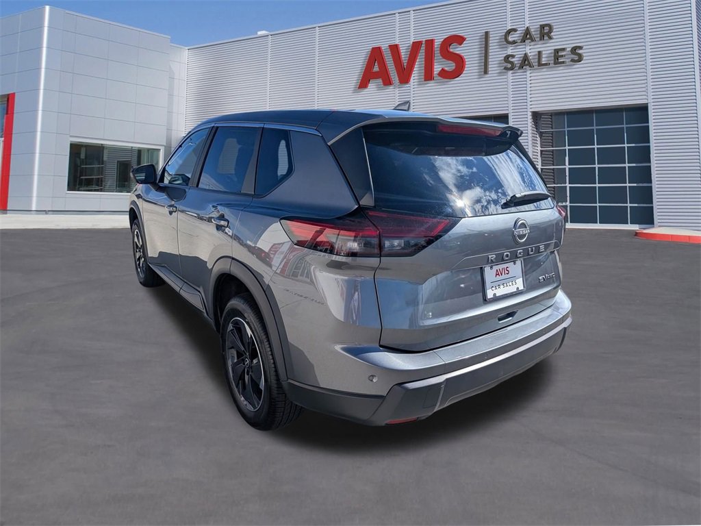 Used 2024 Nissan Rogue SV image 9