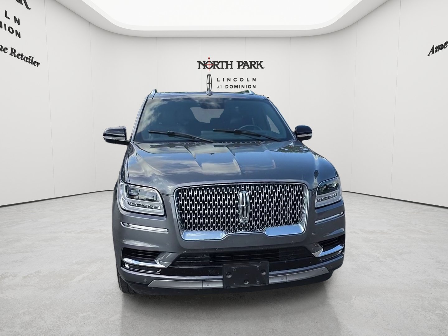 Used 2021 Lincoln Navigator Reserve w/ Luxury Package AWD/4WD image 8