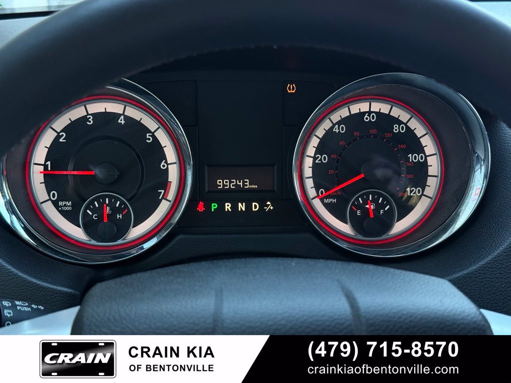 Used 2014 Dodge Grand Caravan SXT w/ UConnect Hands-Free Group FWD image 14