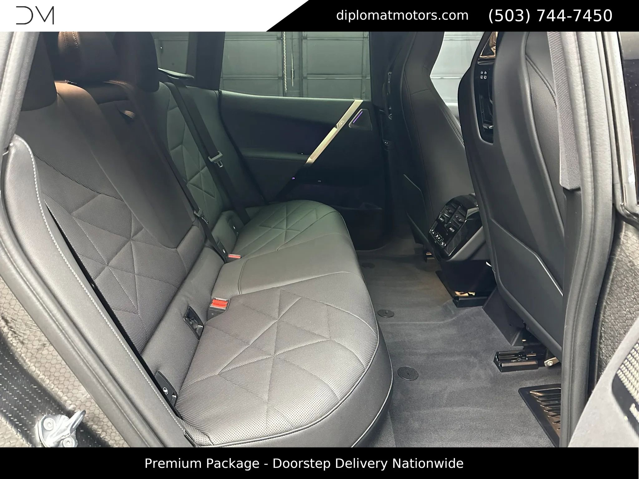 Used 2023 BMW iX xDrive50 w/ Premium Package image 21