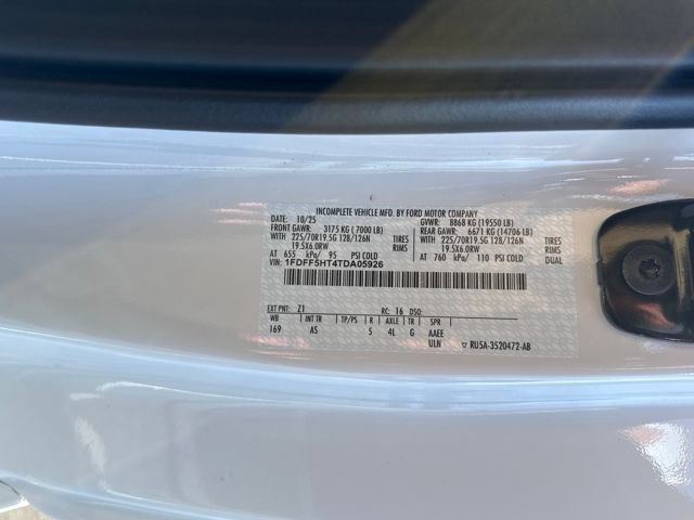 New 2026 Ford F550 4x4 Regular Cab Super Duty image 26