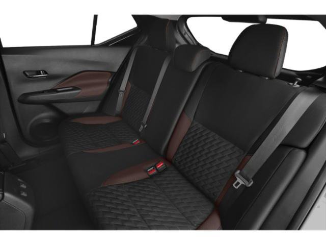 Used 2021 Nissan Kicks SR w/ Interior Electronics Package FWD image 16