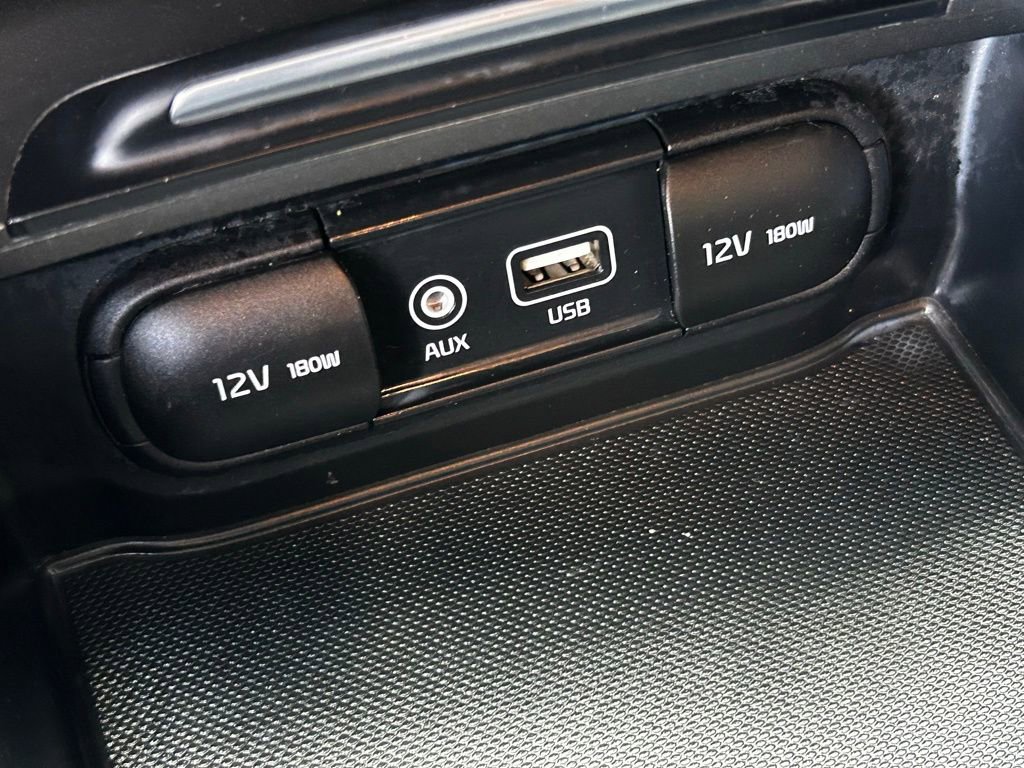 Used 2020 Kia Optima LX FWD image 24