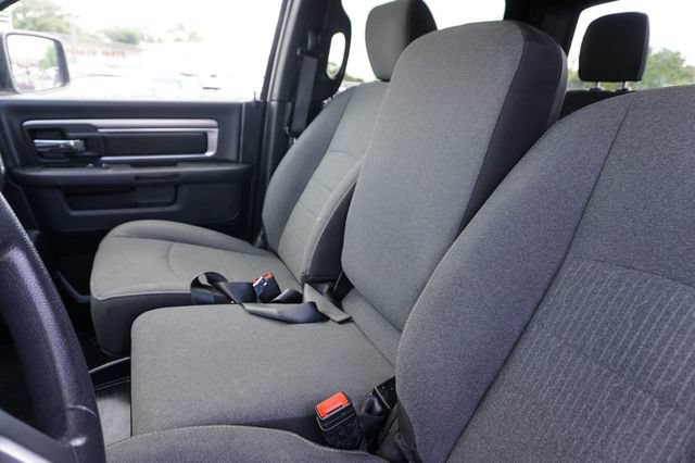 Used 2024 RAM 1500 Warlock AWD/4WD image 15