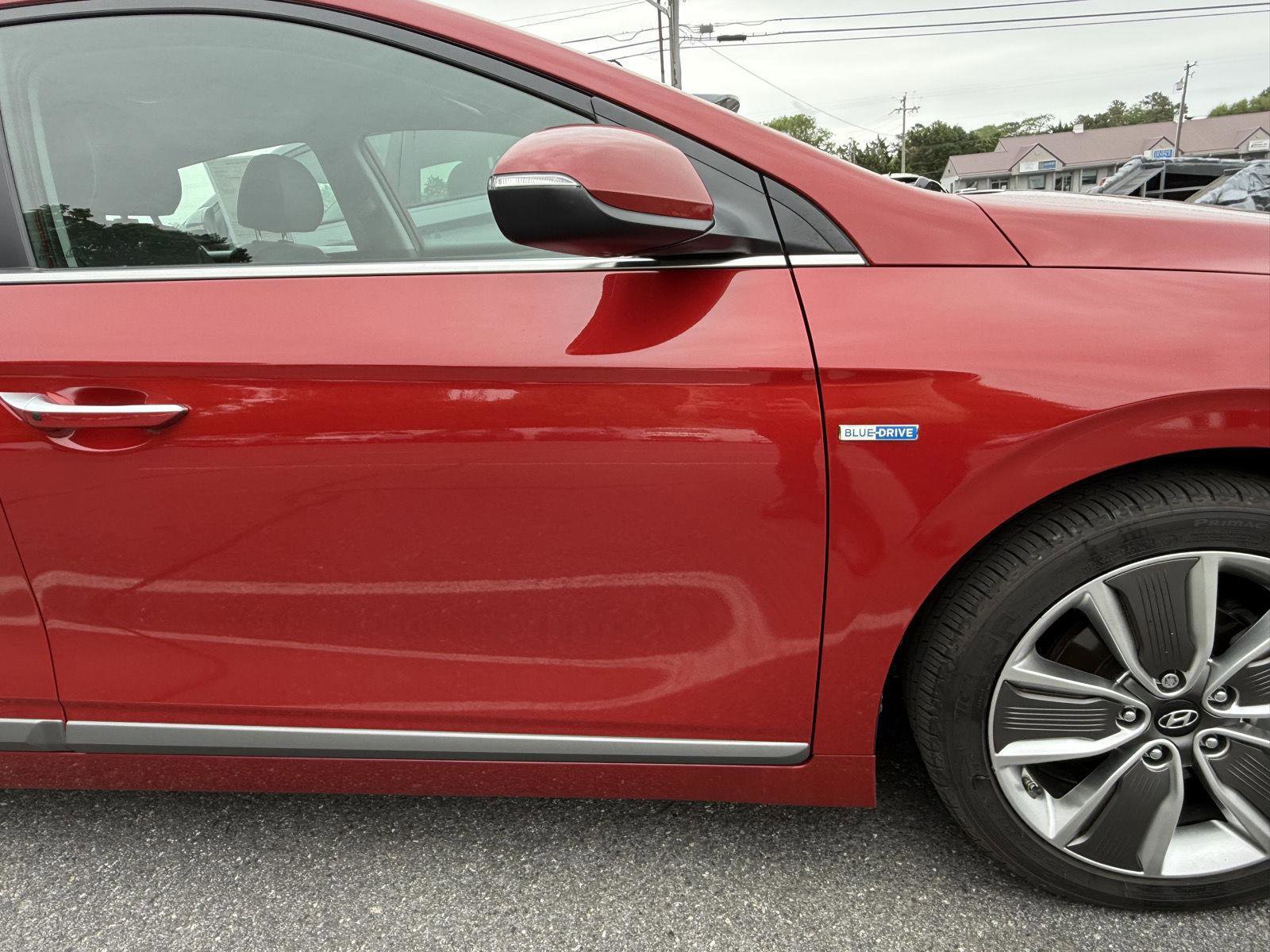Used 2019 Hyundai Ioniq Limited w/ Ultimate Package 02 FWD image 8