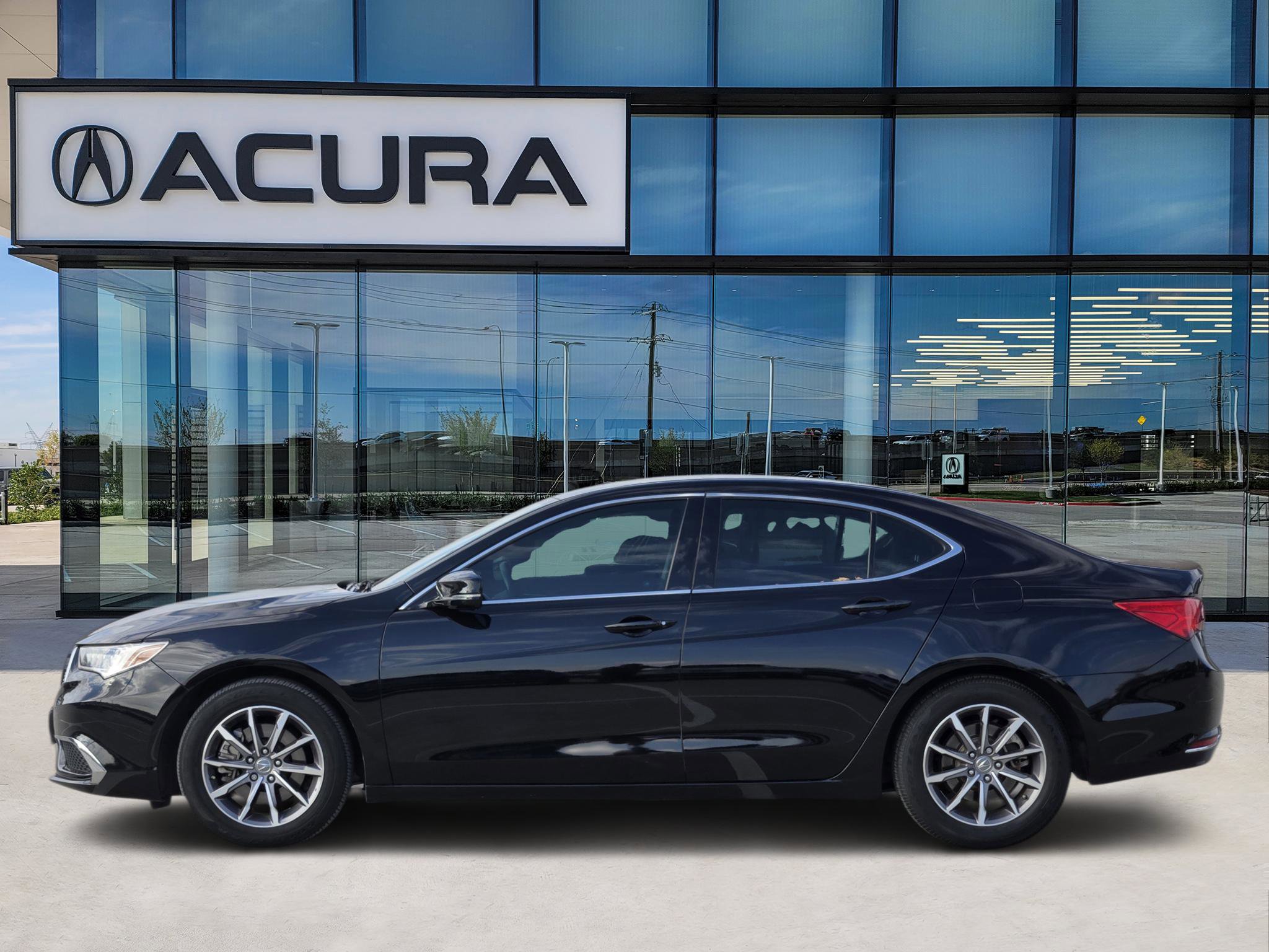 Used 2020 Acura TLX image 3