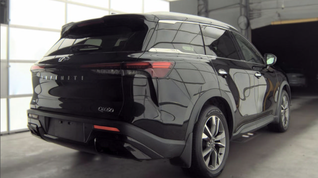 Used 2024 INFINITI QX60 Luxe AWD/4WD image 5