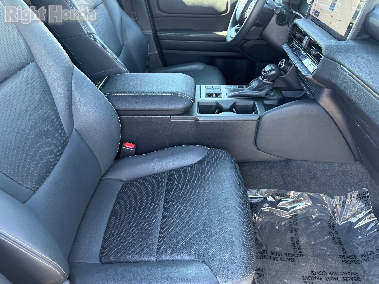 Used 2024 Toyota Land Cruiser image 31