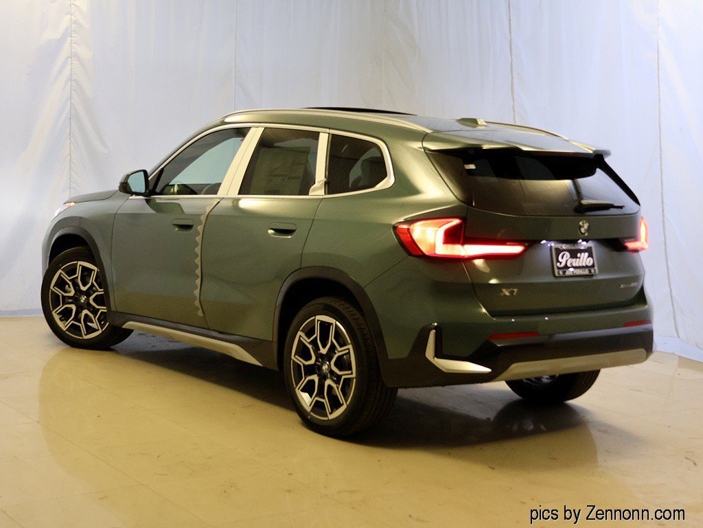 Used 2026 BMW X1 xDrive28i w/ Technology Package AWD/4WD image 2